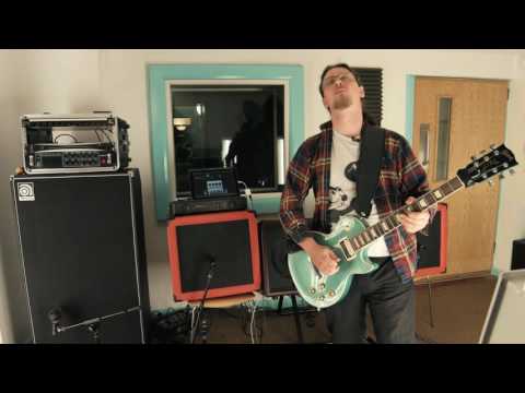 iPad Pro in serious Audio Production Part 8 - BIAS FX with REAL Amp + Speakers