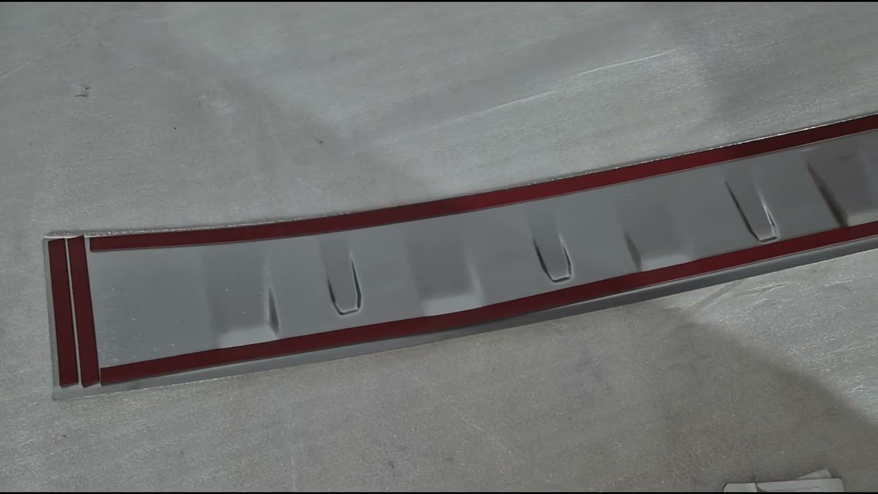 Renault Kangoo/Express 2021– Achterbumperbeschermer Carmos (voor Kangoo, RVS, mat) Video 1