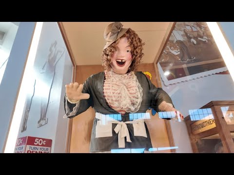 Exploring the Musée Mécanique in San Francisco – A Treasure Trove of Antique Arcade Games ! Part 1