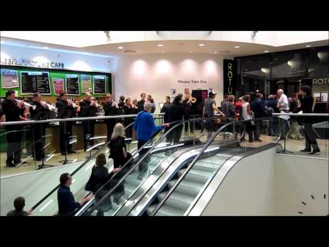 Janáček, Sinfonietta: I