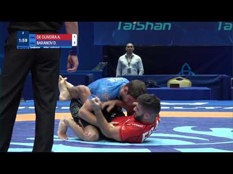 Qual. Men's GP No-Gi - 62 kg: A. DE OLIVEIRA (FRA) v. D. BARANOV (UKR)