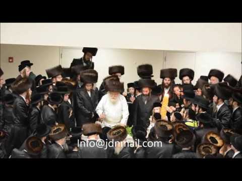 Toldos Aharon Rebbe In Boro Park - Shevat 5777