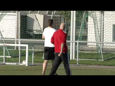 Tatort Kreisklasse - Wenn der Schiri zum Freiwild wird - Doku HD Deutsch German