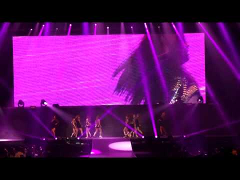 2013 Tara in Hong Kong (8)