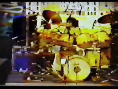 Despertándonos_Color humano_Almendra con Edelmiro Molinari (el Hendrix argentino)