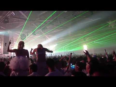 Dash Berlin - 'Intro/ ' @ White Wonderland 2013/ NYE 2014 [12.31.2103]