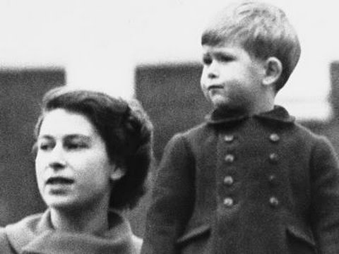 Rare Home Films Show Queen, Baby Prince Charles