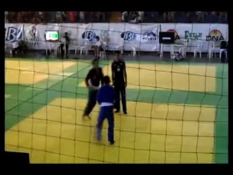 Luta do Deyvdh  no VI Open Fortaleza de Jiu-jítsu