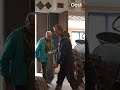 Dick verzamelt al 30 jaar (!) Lanz Bulldog tractoren, speciaal voor het geluid | RTV Oost