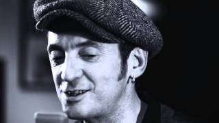 La Cinquantaine Music Video
