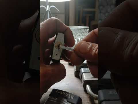 Masterlock 140 is a #MasterLatch - Drunk Lock Pops