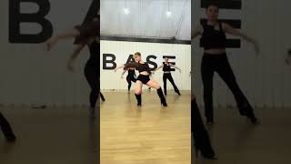 Heels Choreo: Curiosity by Robyn Vuorela