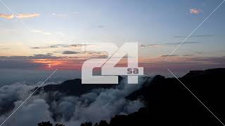 فيديو تايم لابس - السحاب في السودة منطقة عسير جنوب...