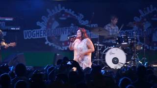 Jo Dee Messina - Breakin&#39; it Down (Live @ Voghera Country Festival 2017)