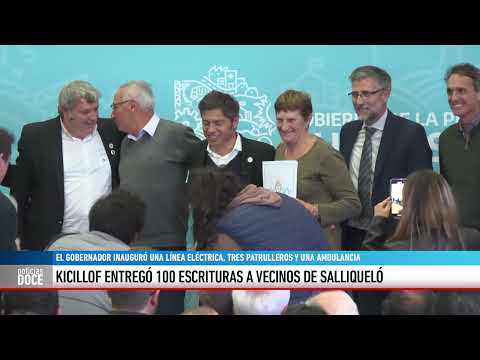 EL GOBERNADOR KICILLOF ENTREGÓ PATRULLEROS, AMBULANCIA Y ESCRITURAS A VECINOS DE SALLIQUELÓ