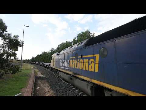 Pacific National Steel Train Serivce Through Orange.