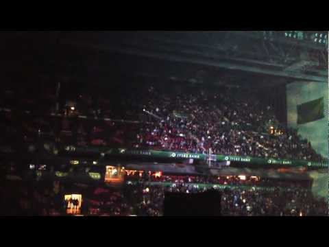 Tina Guo Behind the Scenes - Intermission at Parken Stadium Copenhagen Cirque du Soleil