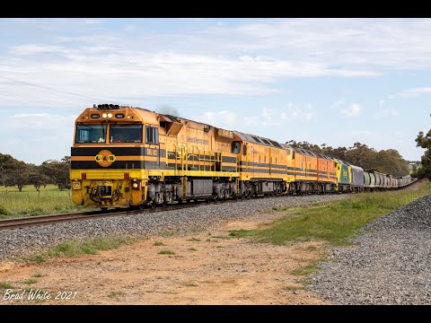 Trackside: One Rail Australia's 5AK1 grain & Pacific National's 3PM4 steel at Jung- 17/9/21
