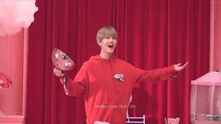 Download lagu KIM TAEHYUNG (뷔 BTS) Cute & Funny Moments mp3