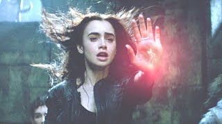 女孩拥有神族血脉，只要画一个符号，就能控制住恶魔！ video