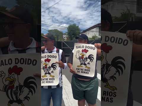 Turma de atleticanos saem de Entre Rios de Minas de carro para Assunção para ver a final da Sula