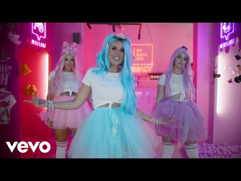Dolly Style - BAM BAM on Spotify Charts