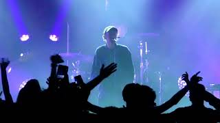 DMA&#39;s live @ BARROWLANDS :  IN THE AIR