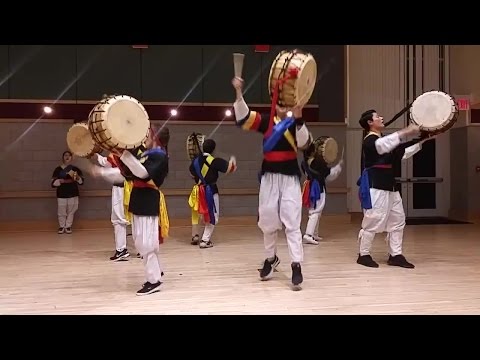 DDKY (덩덕궁이) 16th Annual Performance Ulsoo - Buk Chum