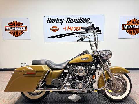 2007 FLHRC Harley-Davidson® Road King® Classic Olive Pearl & Vivid Black