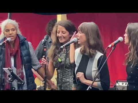 Berlin BeatORGANization - I Idolize You (Navina)