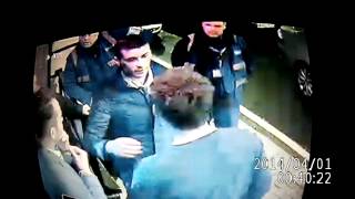 preview picture of video 'bouncer street fight assaults man'