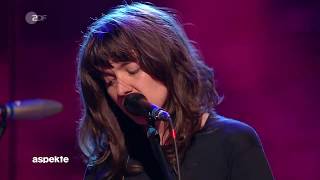 Courtney Barnett - Need a Little Time (Live at German TV ZDF)