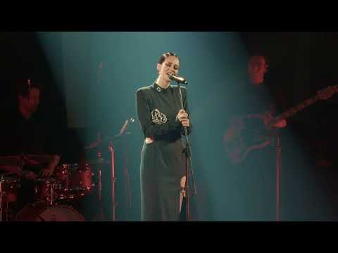 Gaja Prestor  - ODHAJAM (live acoustic version)