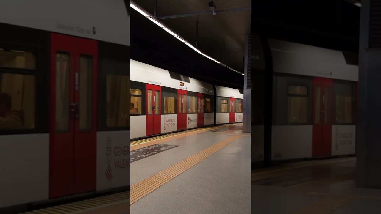 FGV 4300 Aeroport Metro Valencia  #train #railtrack #shortsfeed #automobile #railwaycontent #railway