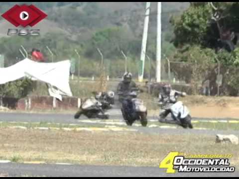 cuarta valida del campeonato occidental de motovelocidad categoria scooter masculino