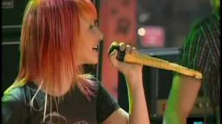 Paramore - For A Pessimist (Live on TRL10/11/07)