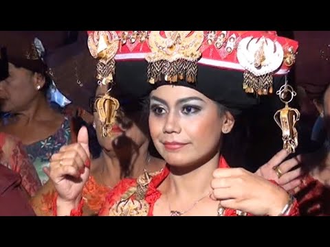 MBABA KAMPIL Pernikahan Adat Karo