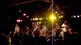 Roger Creager - Things Look Good Around Here