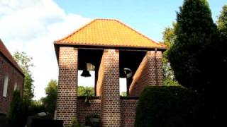 preview picture of video 'Westerende Ostfriesland: Kerkklokken Lutherse kerk'