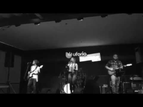 Alfasonora "El 28: Tributo La Oreja de Van Gogh" @ Uforia Lounge