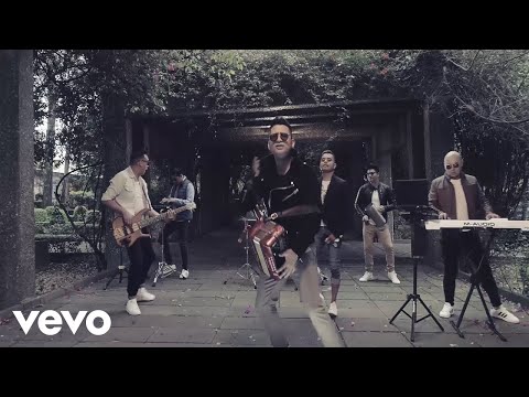 Mexikolombia - Llorando y Tomando