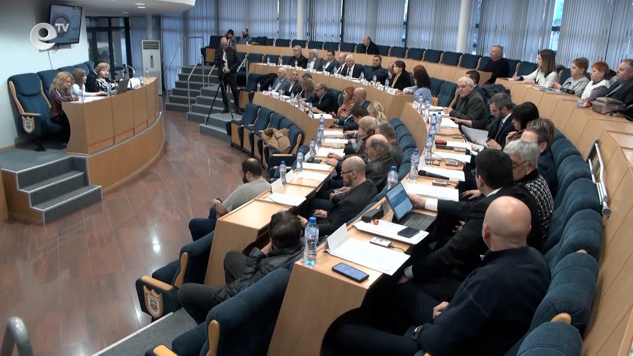Пореден скандал на общинската сесия в Димитровград