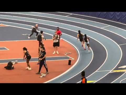 2025 Illinois Indoor Championships - Girls 4x200m Section 4 (Plainfield North State Record)