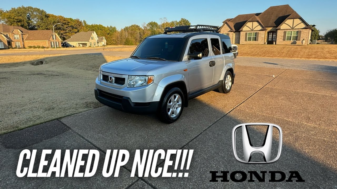 Courtney's 2010 Honda Element is too nice!!!