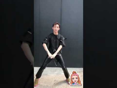 Winwin(윈윈) of WayV(威神V) – Bad Alive Challenge [Black Ver.]