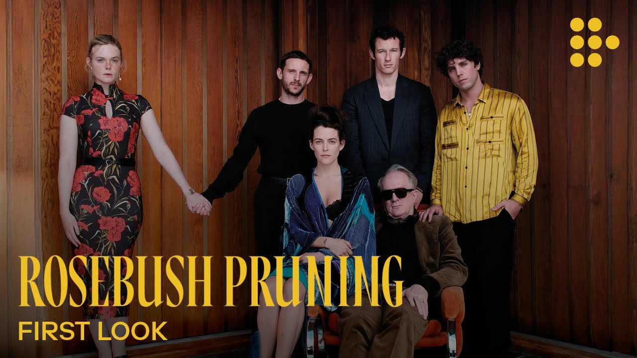 Miniature de la vidéo First Look du film Rosebush Pruning