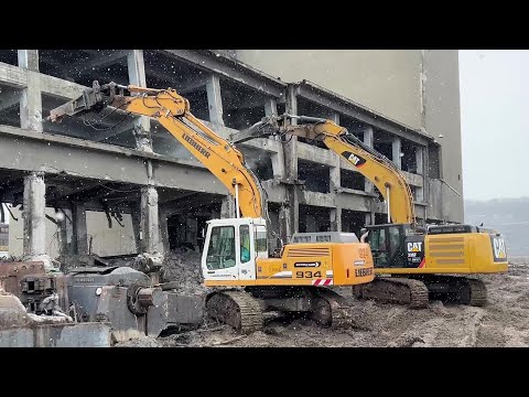 Caterpillar 336F And Liebherr 934 With Hydraulic Breakers - Sotiriadis/Labrianidis Demolition Works