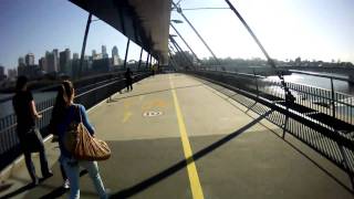 preview picture of video 'Helmet-cam: South Brisbane to CBD via Goodwill Bridge and Bicentennial Bikeway'