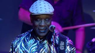 Big Head Todd and the Monsters feat. Buddy Guy - Hoochie Coochie Man