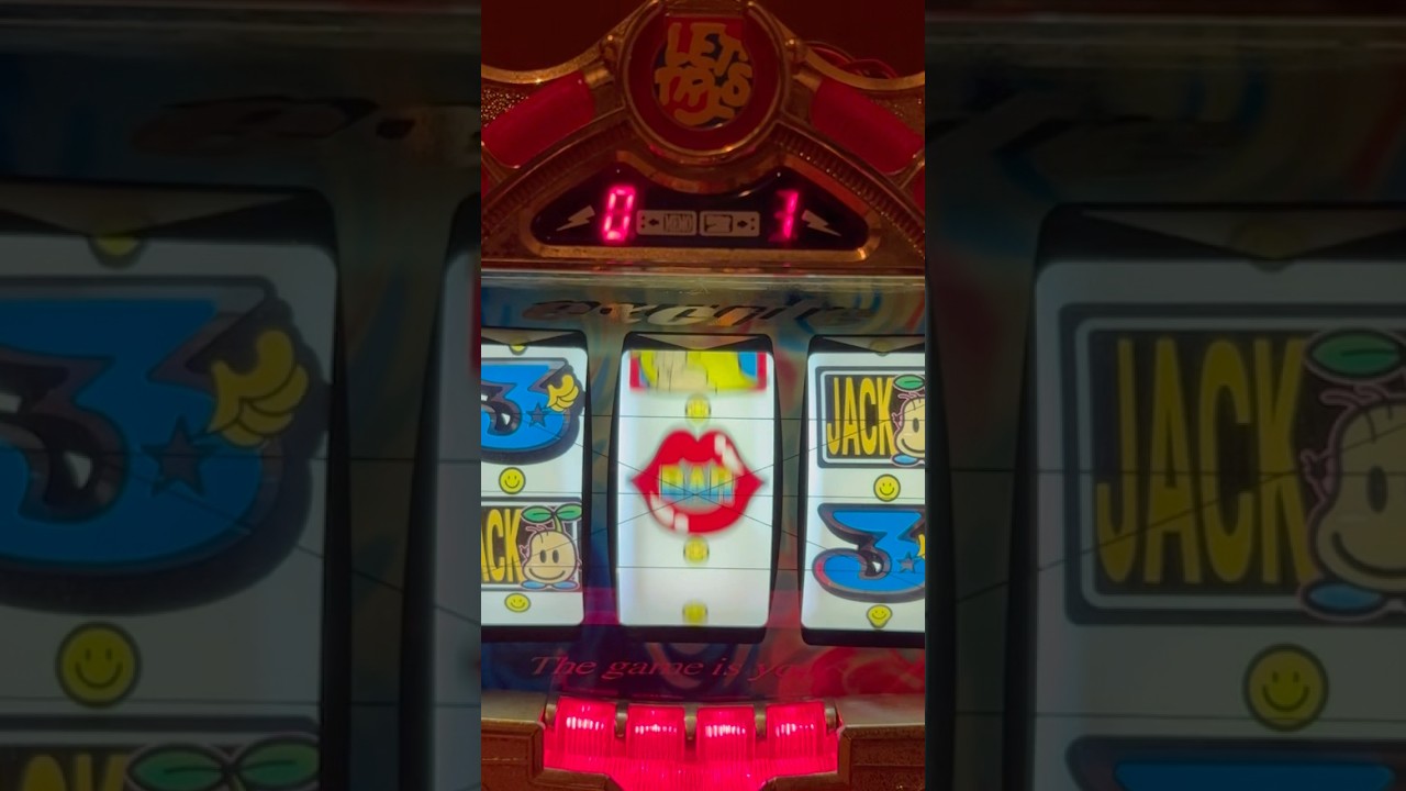 Shorts チェリーガール